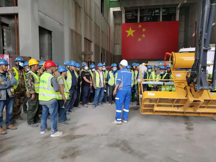 表扬信+锦旗！这是华体在线登录入口-华体（中国）
的责任与温度-2.jpg